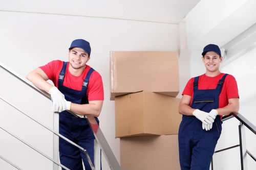Customer confirming details for a Richmond van and man service