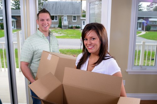 Moving house planning in Richmond with boxes and labels